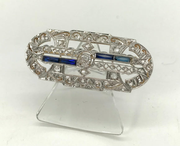 Art Deco Brosche mit Diamanten und Saphiren