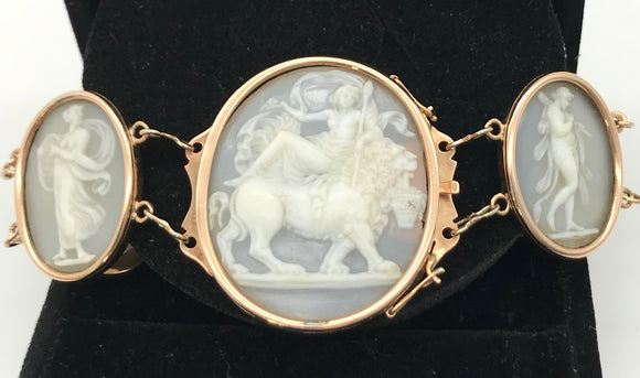 Historisches Armband, um 1820