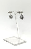 Ein Paar Ohrstecker mit Brillanten