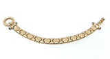 Goldenes Armband mit ringförmiger Schließe