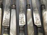 Viktorianisches Besteckset mit Perlmuttgriffen, England um 1870
